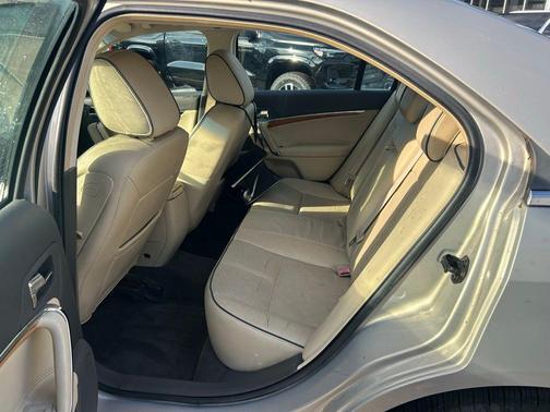 2010 Lincoln MKZ Base