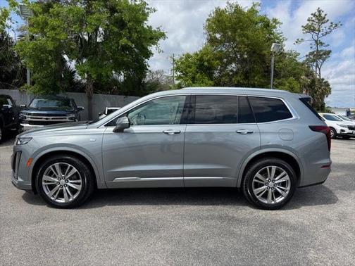 2023 Cadillac XT6 Premium Luxury FWD