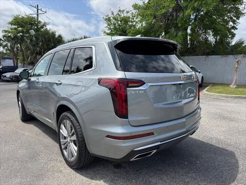 2023 Cadillac XT6 Premium Luxury FWD