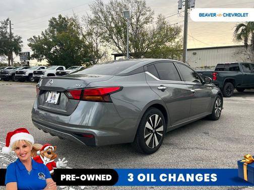 2021 Nissan Altima 2.5 SV