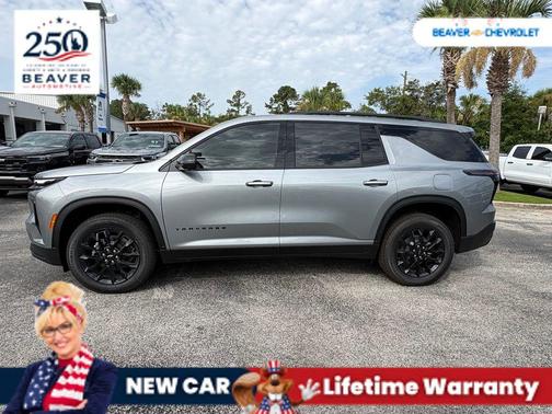 Sterling Gray Metallic 2026 Chevrolet Traverse LT