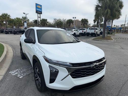 2025 Chevrolet Trax FWD 1RS