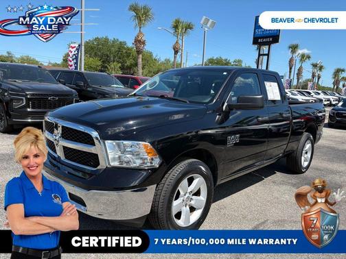Diamond Black Crystal Pearlcoat 2024 RAM 1500 Classic SLT