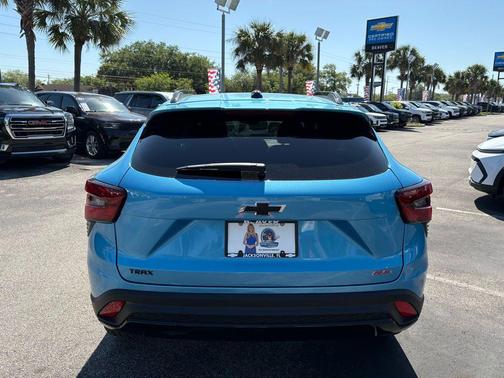 Marina Blue Metallic 2026 Chevrolet Trax FWD 2RS
