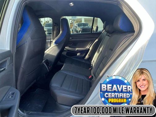 2023 Volkswagen Golf R 2.0T Manual