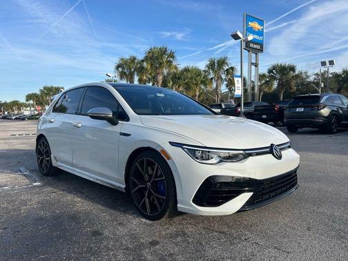 2023 Volkswagen Golf R 2.0T Manual