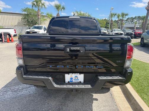 Midnight Black Metallic 2021 Toyota Tacoma TRD Sport