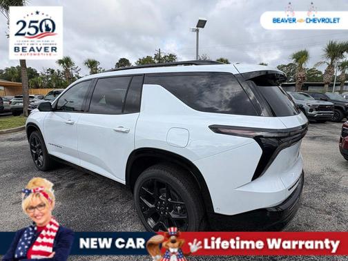 Polar White 2026 Chevrolet Traverse RS
