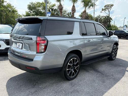 Sterling Gray Metallic 2023 Chevrolet Suburban RST