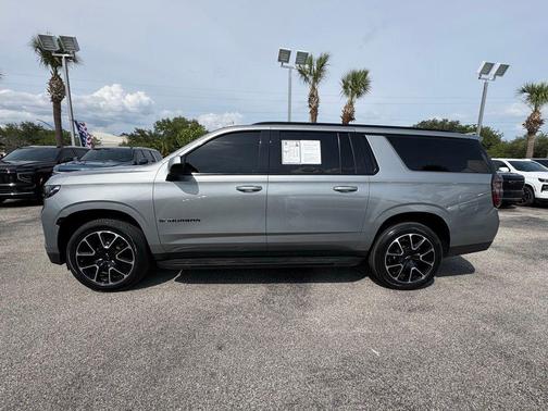 Sterling Gray Metallic 2023 Chevrolet Suburban RST
