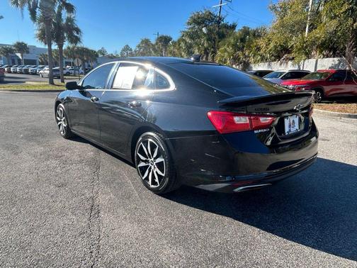 2021 Chevrolet Malibu FWD RS