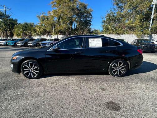 2021 Chevrolet Malibu FWD RS
