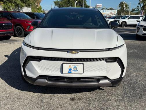 2025 Chevrolet Equinox EV LT