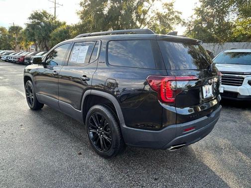 2022 GMC Acadia FWD SLE