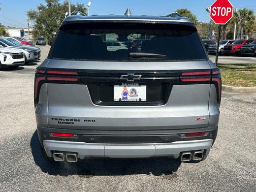 2026 Chevrolet Traverse AWD Z71