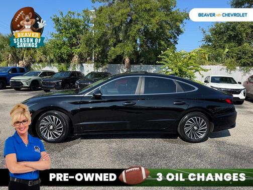 2023 Hyundai SONATA Hybrid Limited