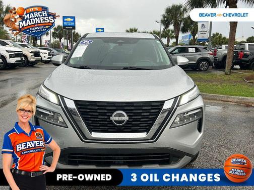 2025 Nissan Rogue SV