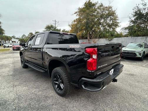 2025 Chevrolet Silverado 1500 Custom Trail Boss