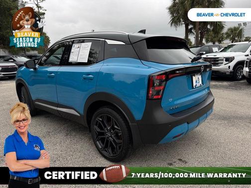 2025 Nissan Kicks SR