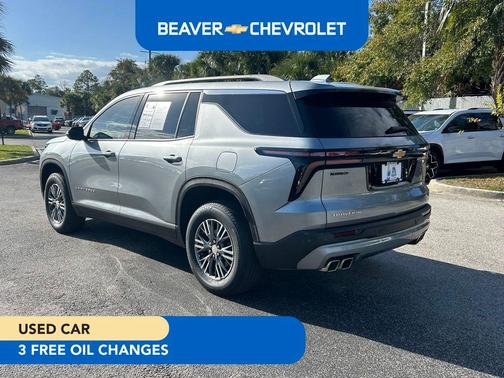 2025 Chevrolet Traverse LT