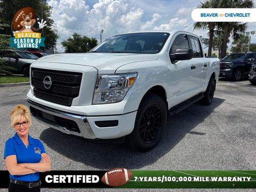 2024 Nissan Titan SV