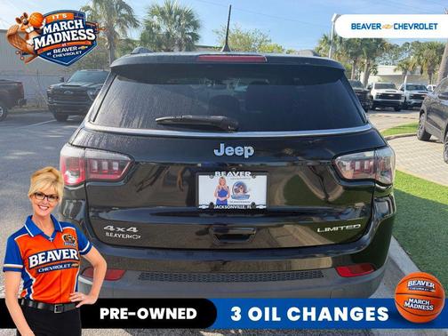 Diamond Black Crystal Pearlcoat 2019 Jeep Compass Limited