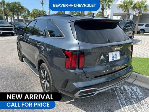 2022 Kia Sorento S