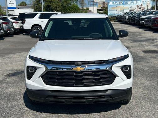 Summit White 2026 Chevrolet Trailblazer LS