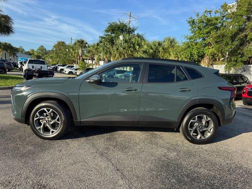 2025 Chevrolet Trax LT