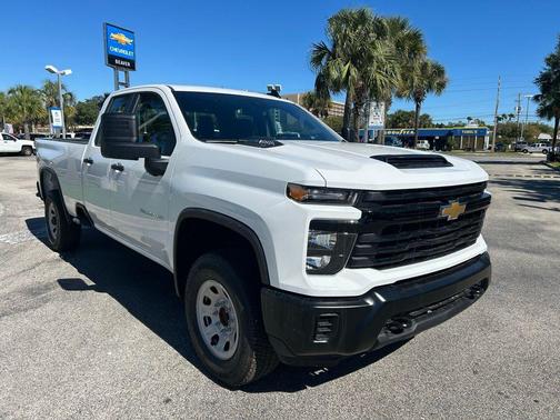 2026 Chevrolet Silverado 3500 WT
