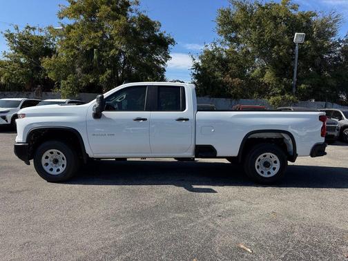 2026 Chevrolet Silverado 3500 WT