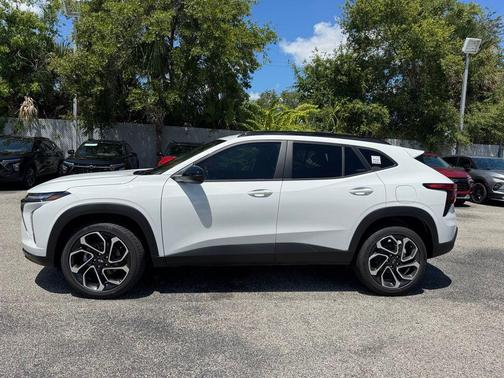 2025 Chevrolet Trax FWD 2RS