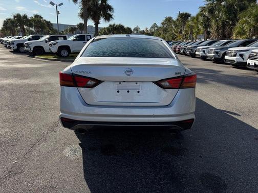 2019 Nissan Altima 2.5 SR