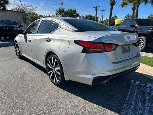 2019 Nissan Altima 2.5 SR