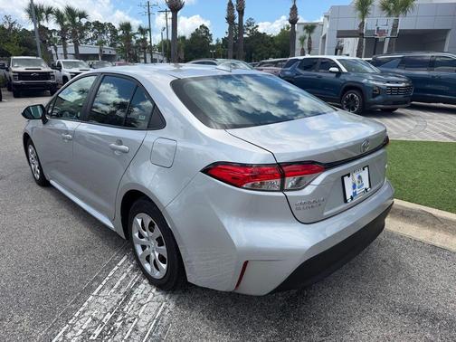 Classic Silver Metallic 2024 Toyota Corolla LE