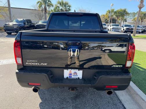 2023 Honda Ridgeline Black