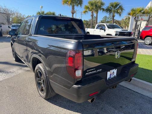 2023 Honda Ridgeline Black