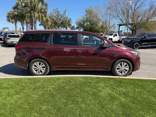 2016 Kia Sedona LX