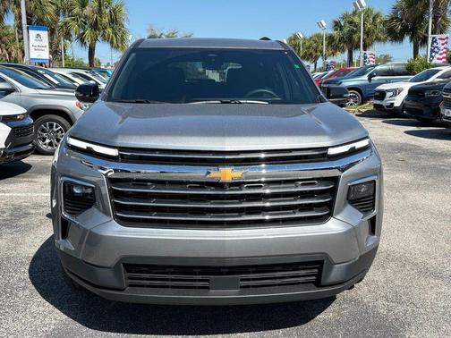 Sterling 2026 Chevrolet Traverse LT