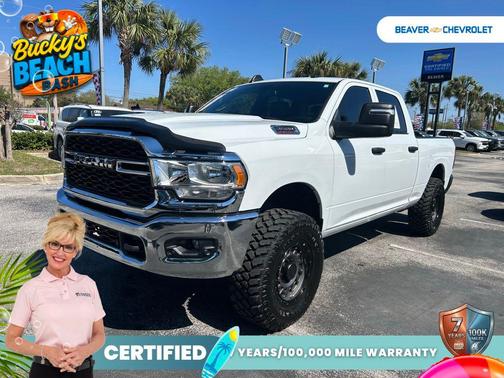 Bright White Clearcoat 2024 RAM 3500 Tradesman Crew Cab 4x2 6'4' Box