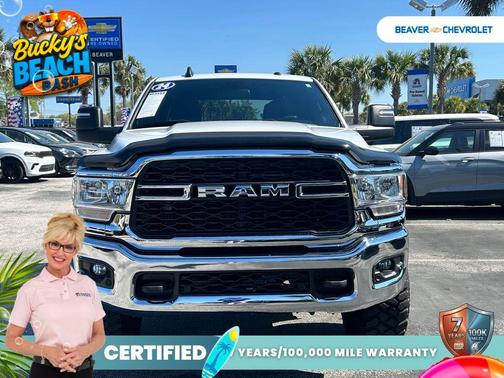 Bright White Clearcoat 2024 RAM 3500 Tradesman Crew Cab 4x2 6'4' Box