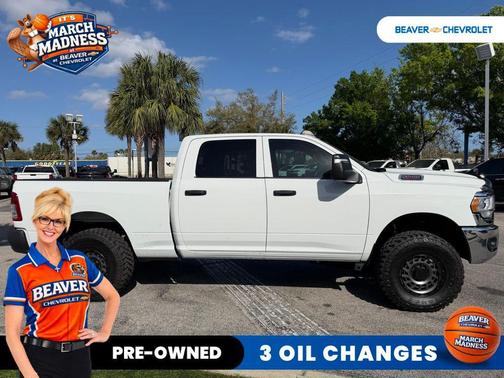 2024 RAM 3500 Tradesman Crew Cab 4x2 6'4' Box