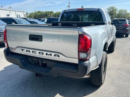 2022 Toyota Tacoma SR