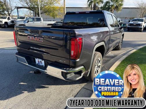 2025 GMC Sierra 1500 SLT