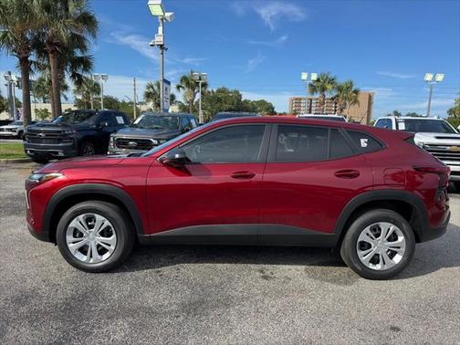 2025 Chevrolet Trax LS