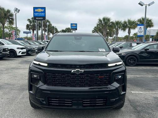 Mosaic Black Metallic 2026 Chevrolet Traverse RS