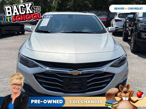 Silver Ice Metallic 2022 Chevrolet Malibu FWD LT