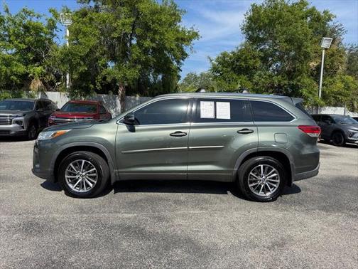 2017 Toyota Highlander XLE