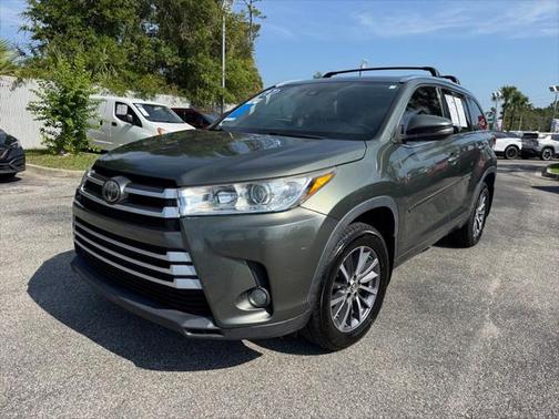 2017 Toyota Highlander XLE