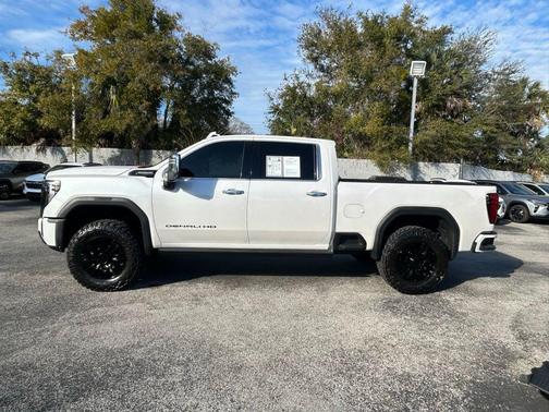 2025 GMC Sierra 2500 Denali Ultimate